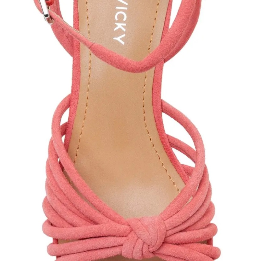 Lisa Vicky Sandals - Picture 7 of 9